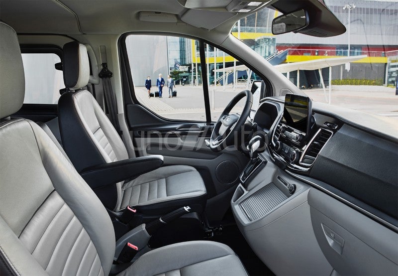 E-Tourneo Custom Sport 210kW