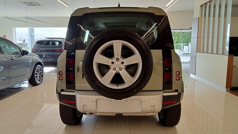 Defender 110 3.0D l6 MHEV S AWD Aut. 250