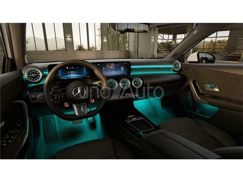 Mercedes-AMG A 35 4MATIC Sedán