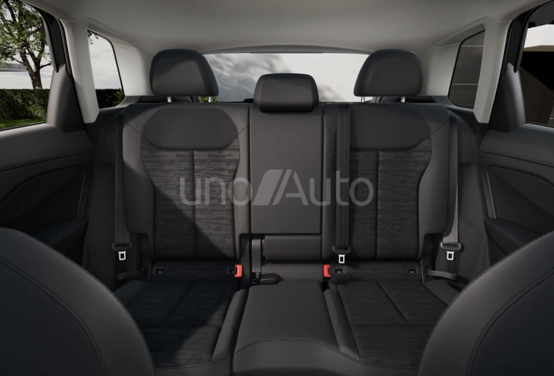 Q3 e-hybrid Advanced S tronic 200kW