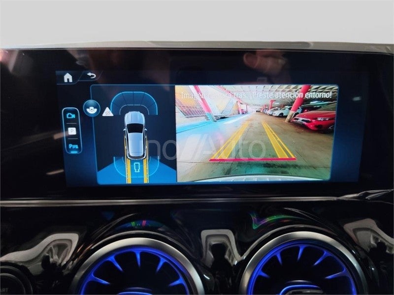 CLASE GLA 250 e con tecnología híbrida EQ