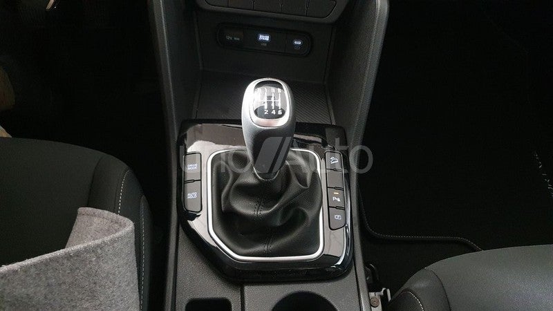 KIA Sportage 1.6 T-GDi MHEV 118kW (160CV) Drive 17