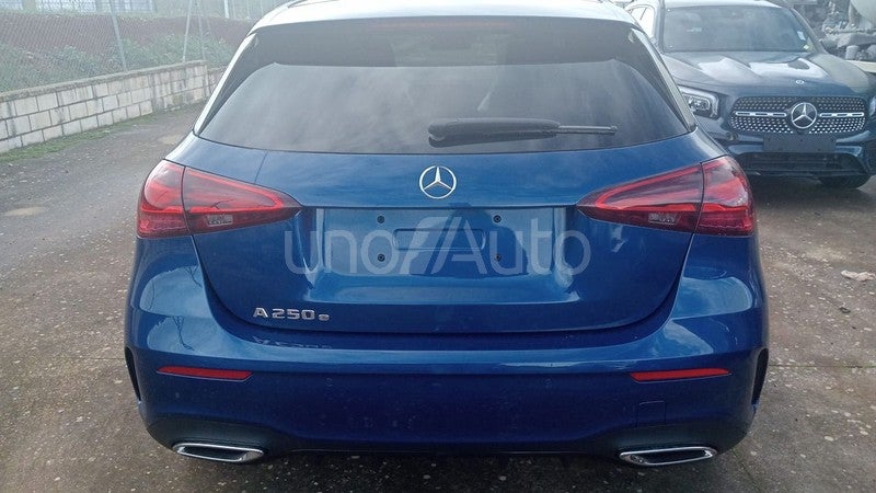 250e compacto AMG Line