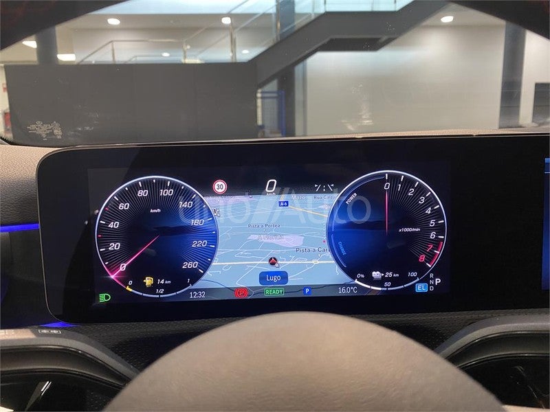 CLASE A 250 e con tecnología híbrida EQ