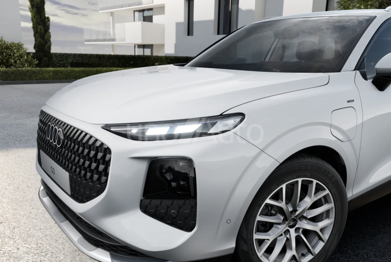 Q3 e-hybrid Business S tronic 200kW