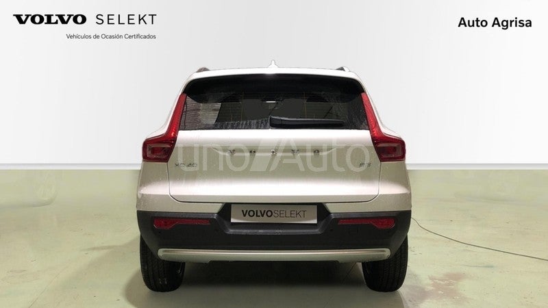 XC40 2.0 B3 MHEV ESSENTIAL DCT 163 5P