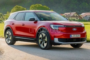 FORD Explorer RWD Rango Estandar Style 52kWh