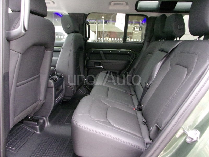 Defender 110 3.0D l6 MHEV S AWD Aut. 250