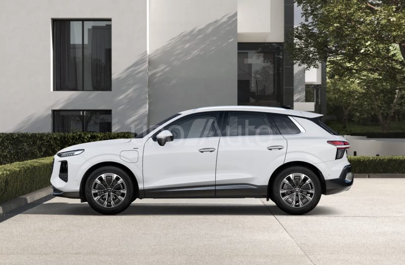 Q3 e-hybrid Advanced S tronic 200kW