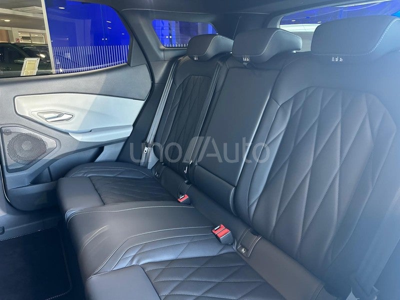 Explorer RWD Rango Extendido Premium  77kWh