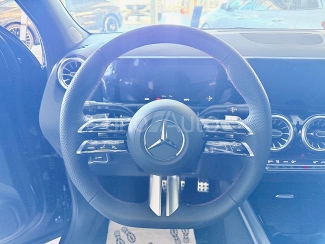 GLA 250 e con tecnología híbrida EQ