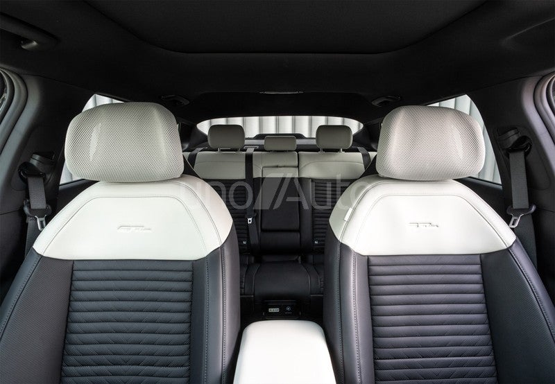 EV4 Fastback Earth Launch Edition