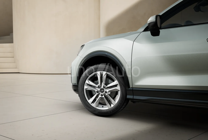 Q2 35 TFSI Advanced S tronic 110kW