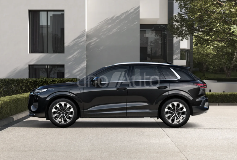 Q3 e-hybrid Advanced S tronic 200kW