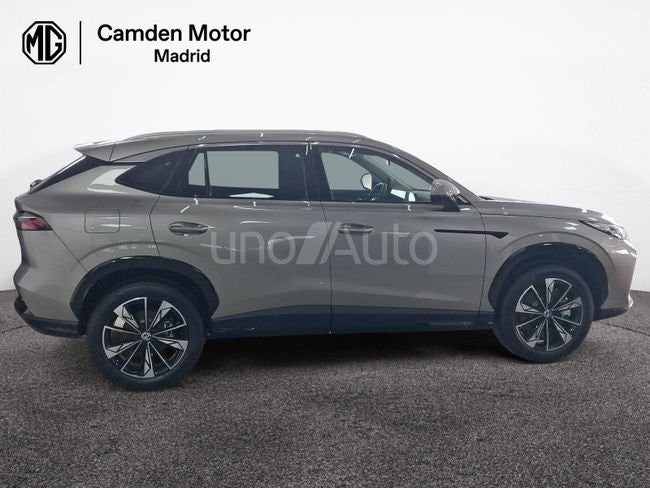 1.5T PLUG IN HYBRID LUXURY