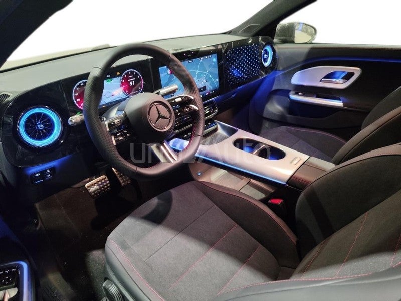 CLASE CLA 180 con tecnología híbrida