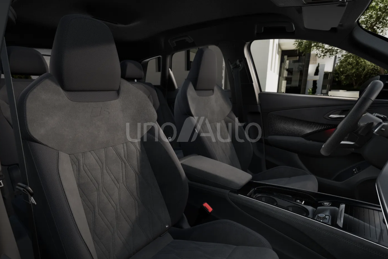 Q3 e-hybrid Black Line S tronic 200kW