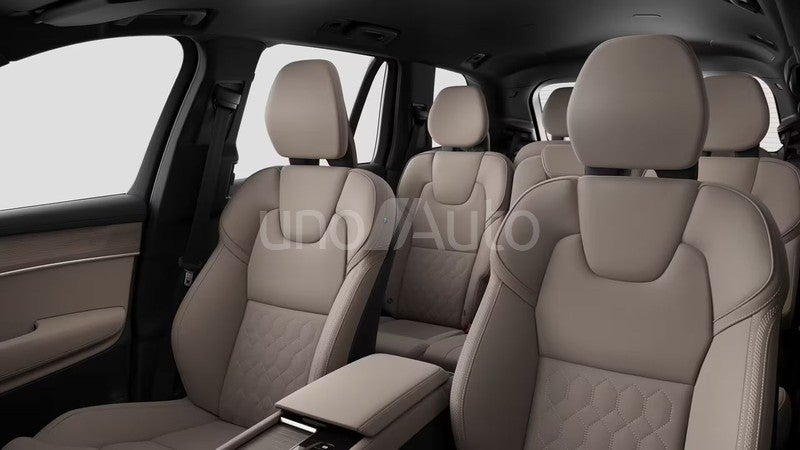 2.0 T8 AWD Plus Bright Recharge Auto