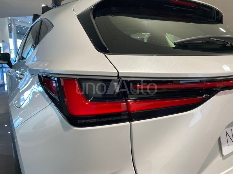 NX 350h Premium 2WD