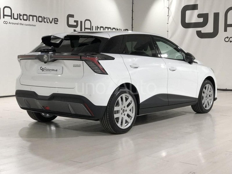 MG4 Luxury 64kWh