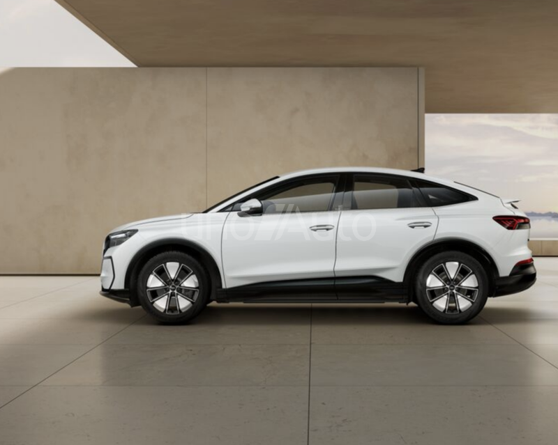 Q4 e-tron Sportback Advanced 150kW 63KWh