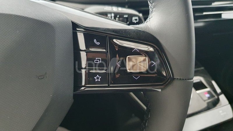 MG MG4 64kWh Luxury