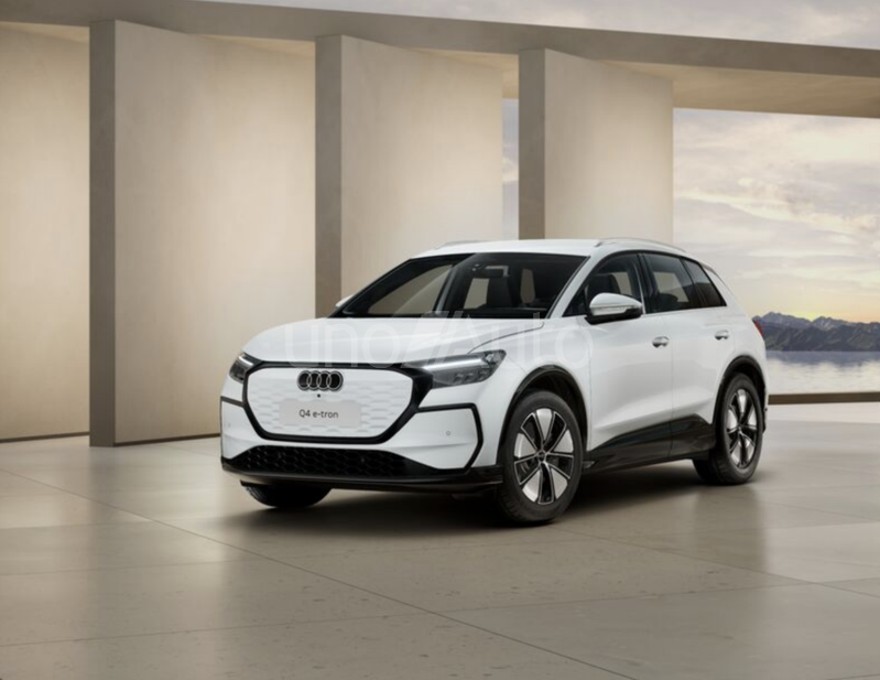 Q4 e-tron Advanced 150kW 63KWh