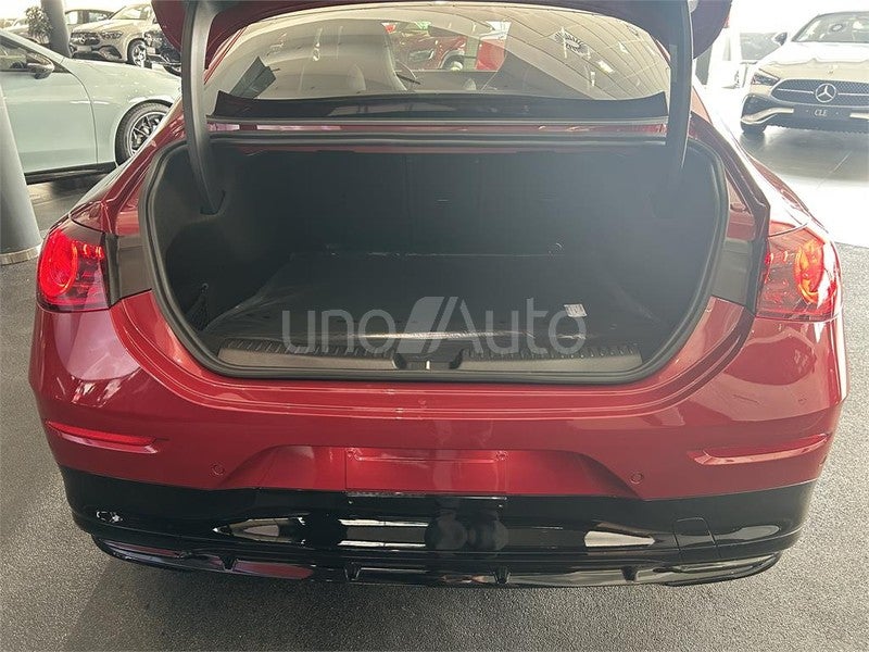 CLASE CLA 220 con tecnología híbrida