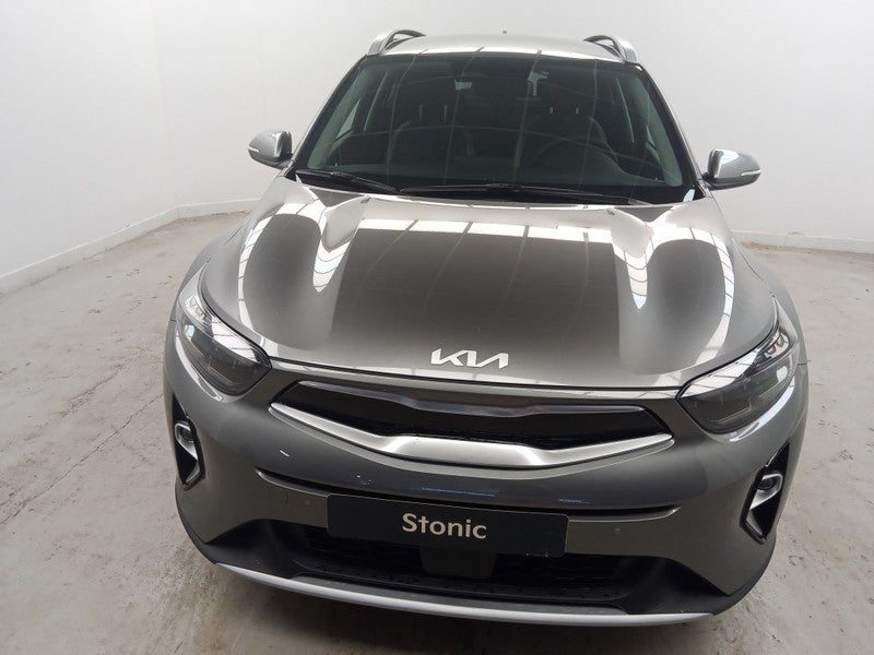 Stonic 1.0 T-GDi MHEV Concept 100