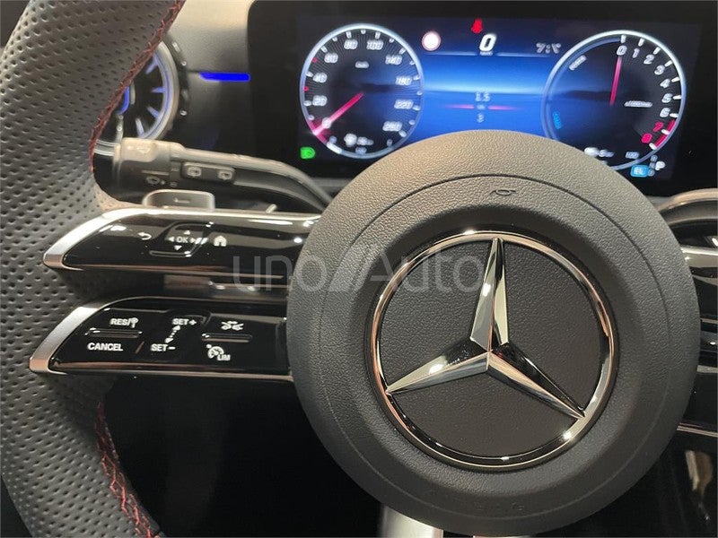 CLASE A 250 e con tecnología híbrida EQ