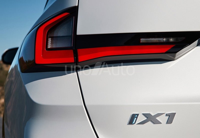 iX1 xDrive30A