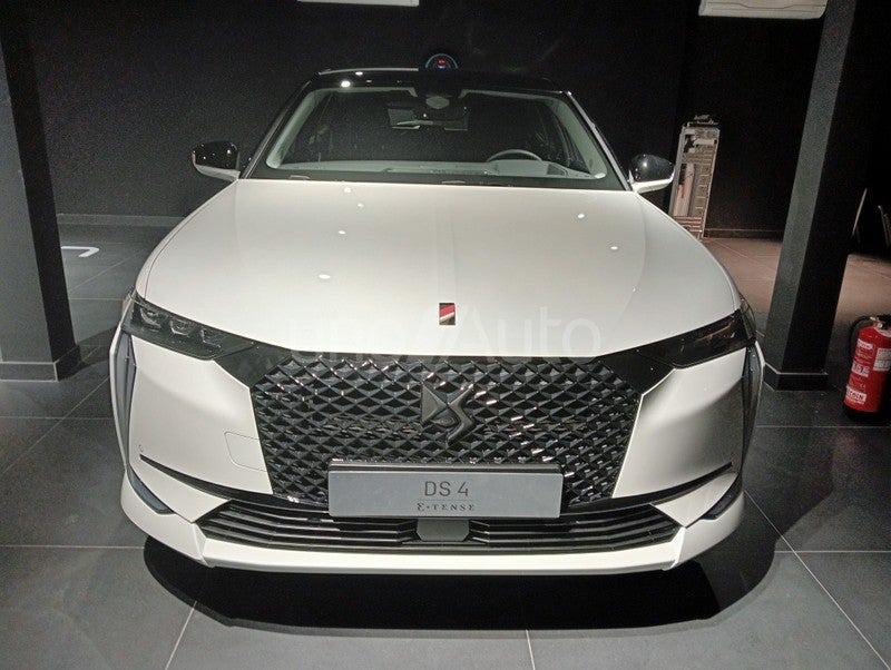 DS 4 Hybrid Pallas Aut. 145