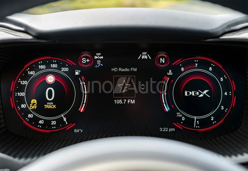 DBX 4.0 AWD Aut.