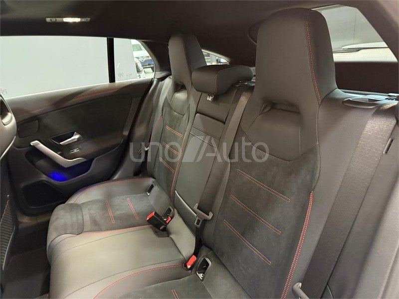 CLASE CLA 200 D DCT