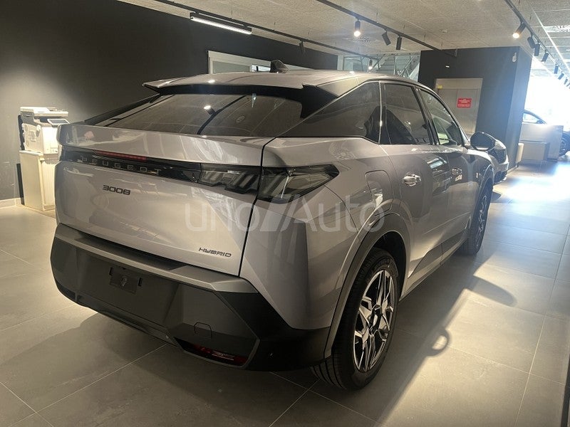 3008 Hybrid 136 Allure eDCS6