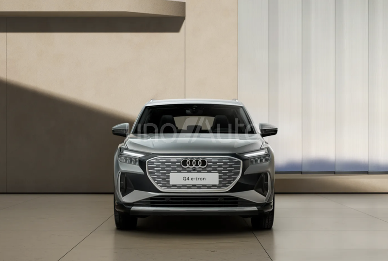 Q4 e-tron 45 Genuine edition 210kW 82KWh