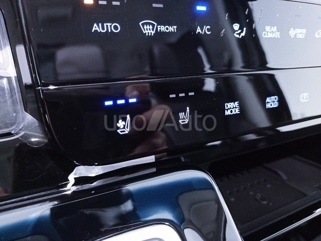 Staria HEV 1.6 TGDI Style