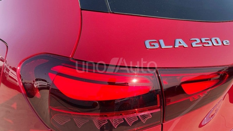 GLA GLA 250 e con tecnología híbrida EQ