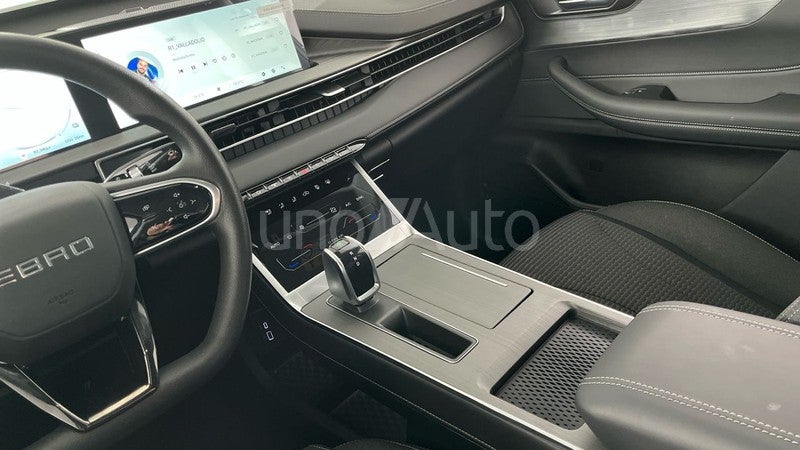 1.5 DHE HEV Premium CVT