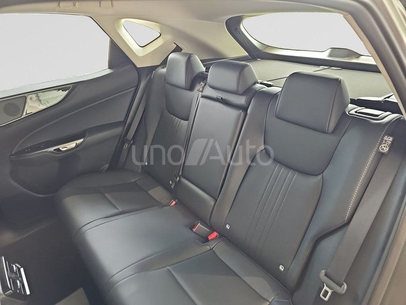 LEXUS NX 450h+ Premium+ 4WD