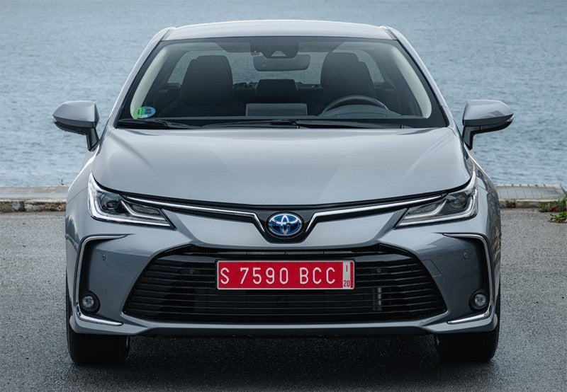 Corolla Sedán 125H Active Tech