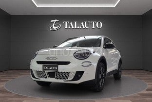 FIAT 600 Icon MHEV 1.2 81kW (110CV) DDCT