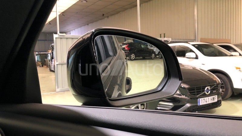 XC40 2.0 B3 MHEV CORE DCT 163 5P