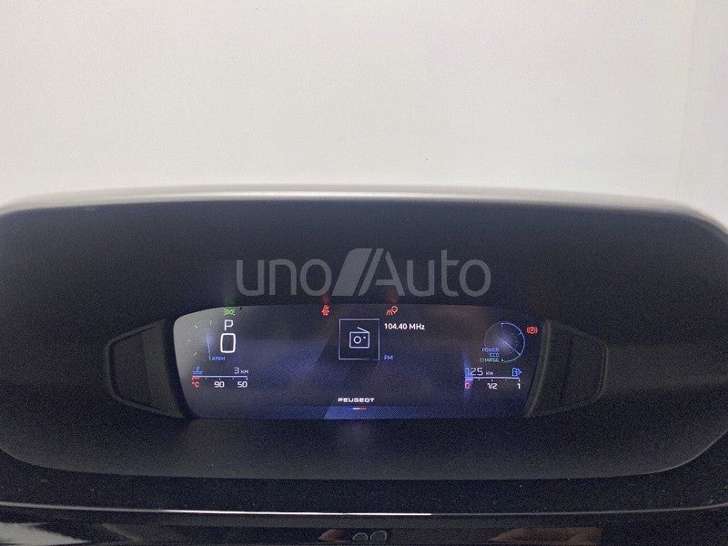 5P Allure Hybrid PHEV 180 e-EAT8