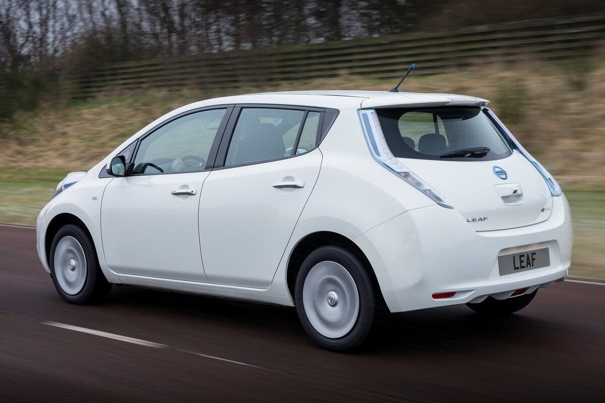Nissan quiere dar salida al Leaf antes de la llegada de la nueva generación.