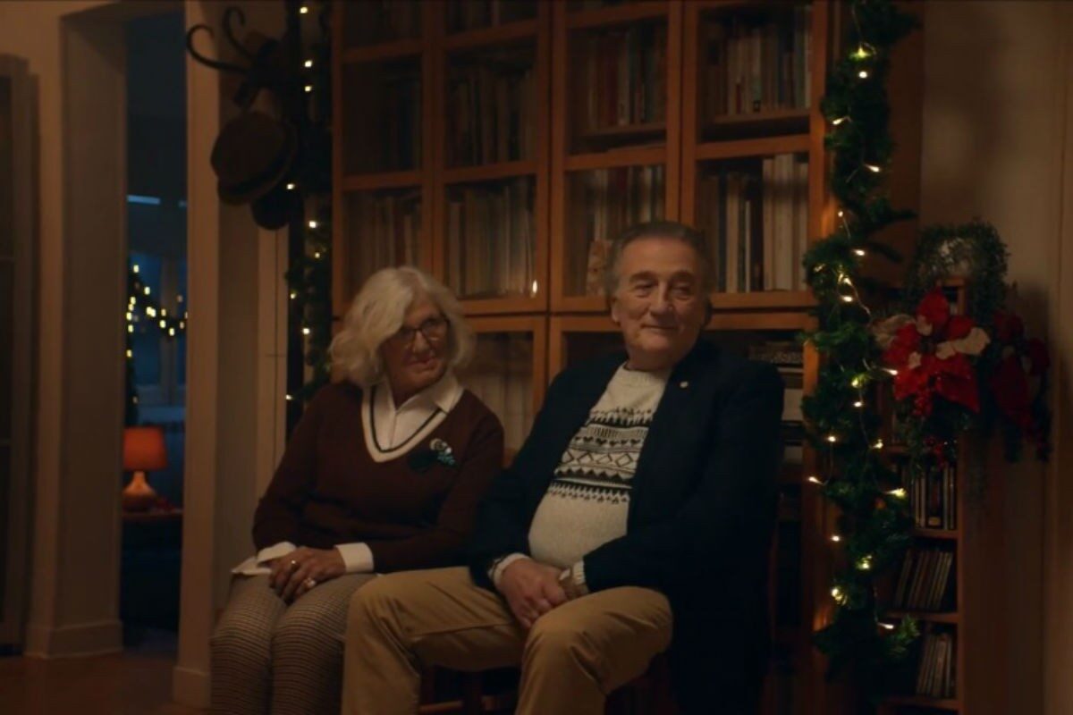 Los abuelos son los protagonistas del anuncio navideño de Land Rover.