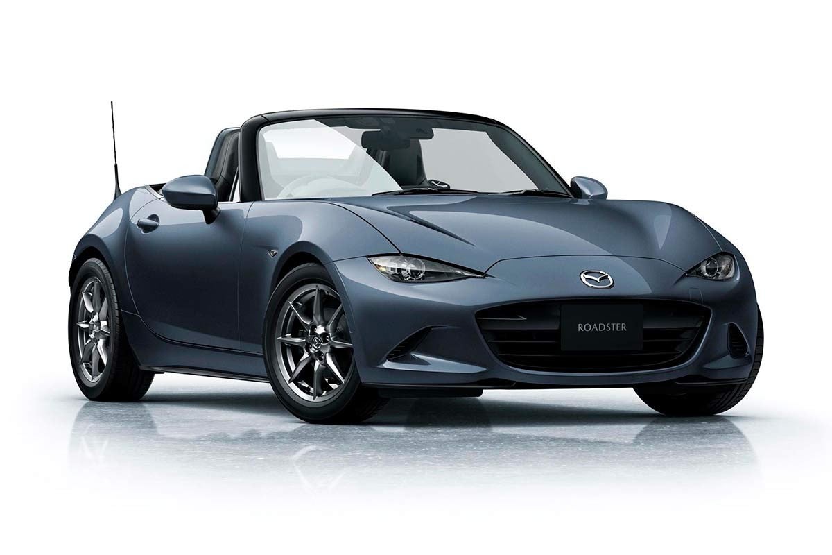 El Mazda MX-5 añade a su paleta el nuevo color Polymetal Grey Metallic.