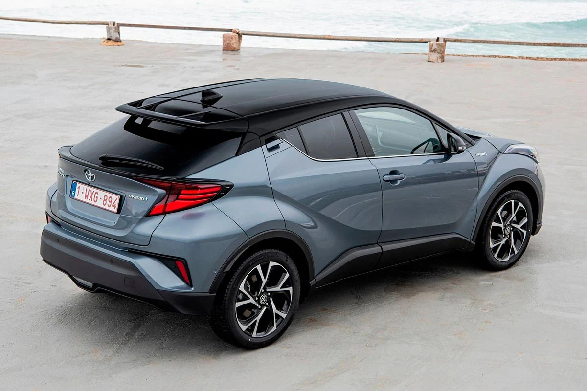 Oferta Toyota CHR, tu SUV híbrido por 265 euros al mes Autocasión