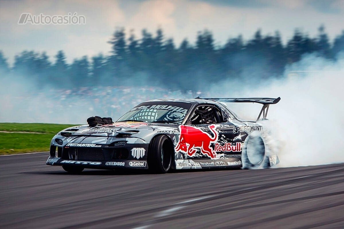 El rey del drift tiene un RX-7 como arma.