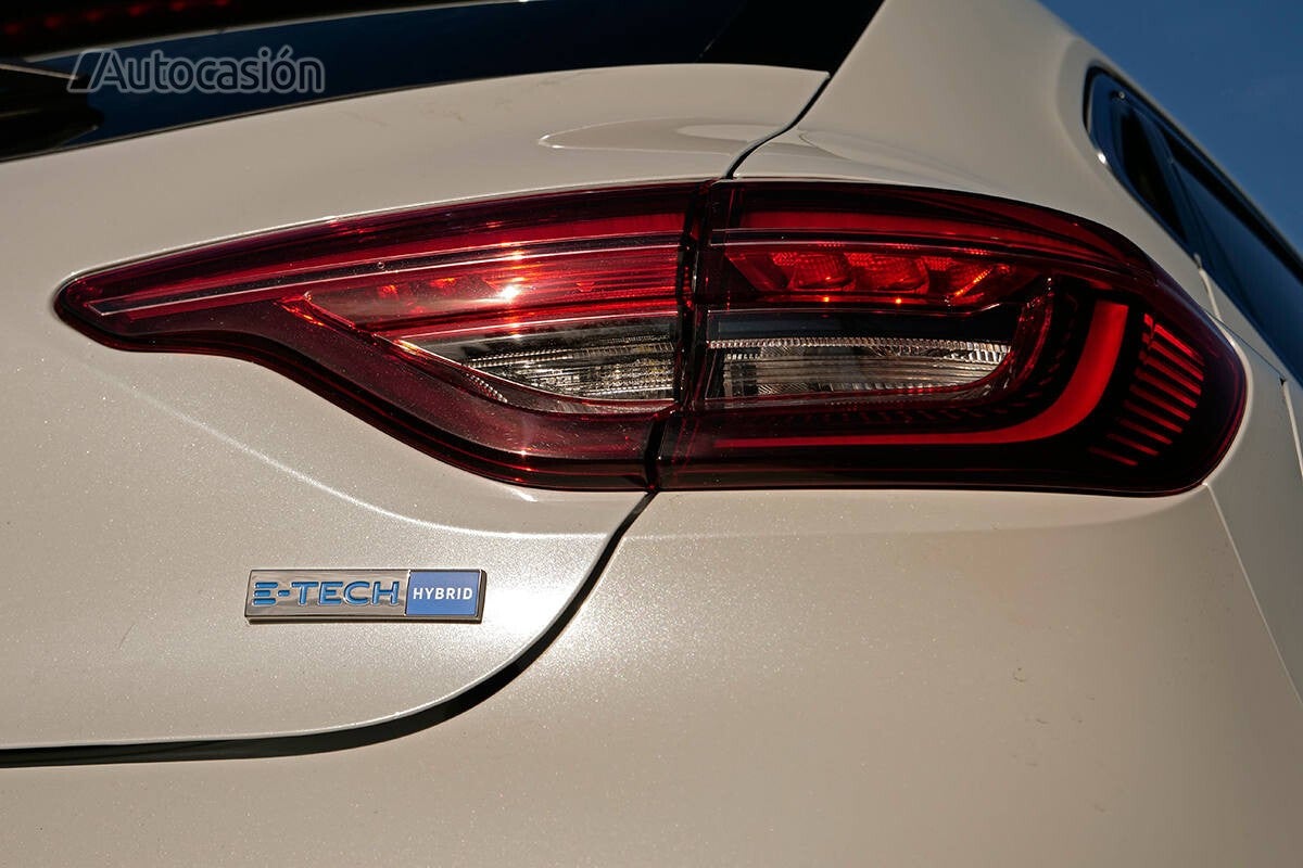 El sistema híbrido del Clio es muy complejo.
